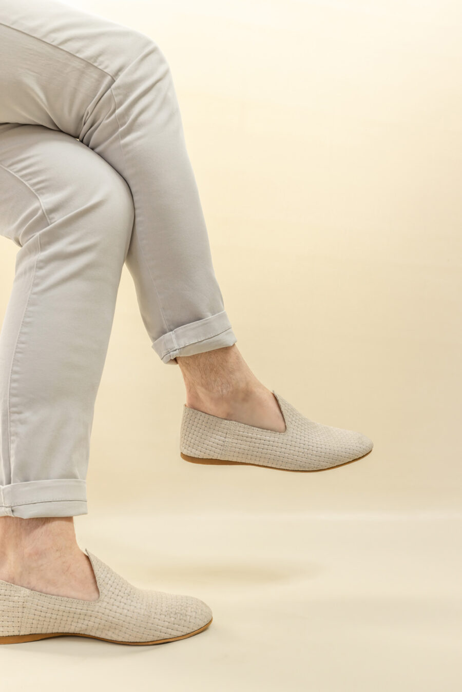 Mocassins slippers · daim tressé beige