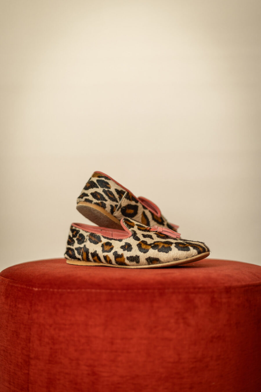 Mocassins slippers ·  léopard & rose – Image 4