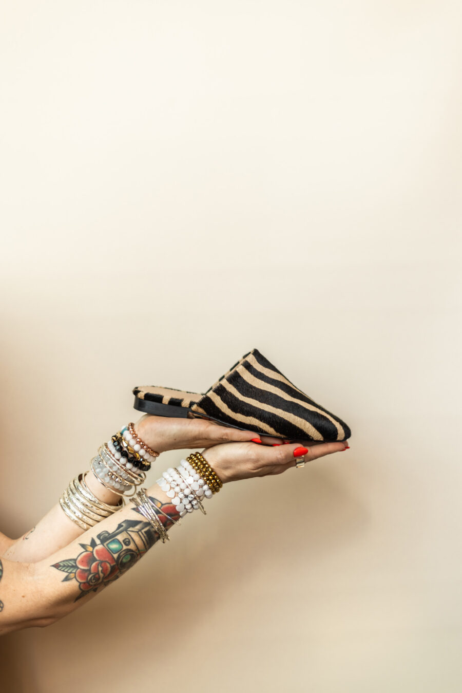 Mules zébrées · noir & camel