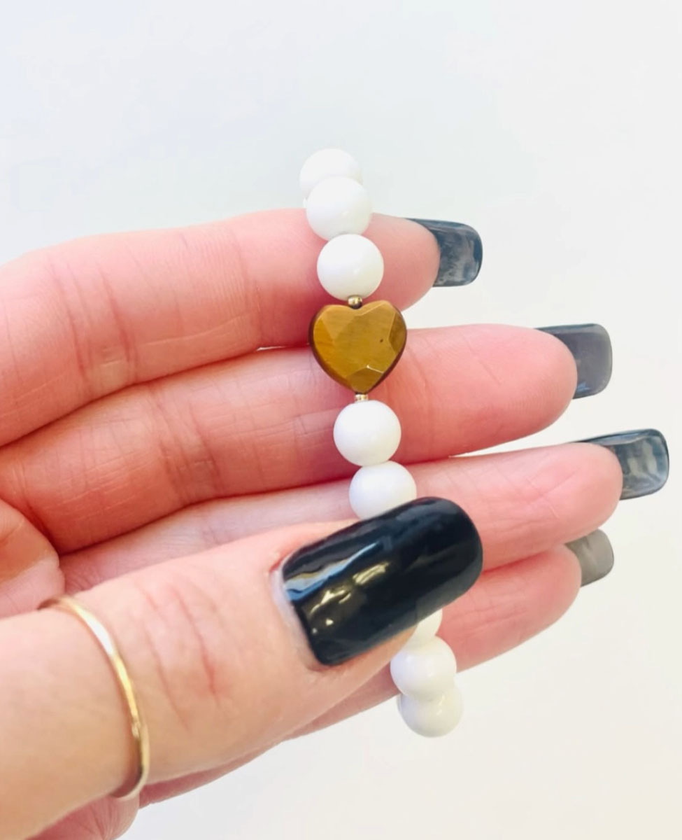 Bracelet agate blanche · cœur doré – Image 2